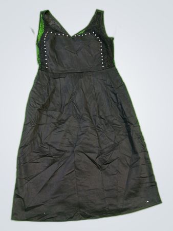 Schwarzes Kleid mit Strass