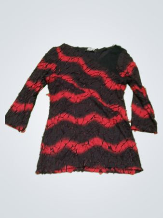 Terra Nostra Women's Red and Black Striped Top