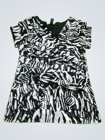 Black and White Abstract Patterned Top