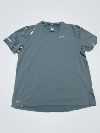Nike DRI-FIT T-Shirt