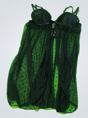 Jessica Simpson Black Lace Chemise