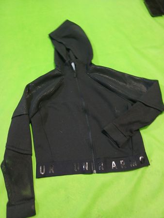 Under Armour Black Zip-up Hoodie
