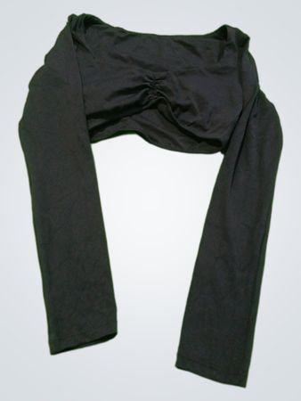 Black Long-Sleeve Crop Top