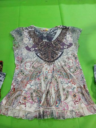 One Wear Women's Embellished Paisley Print Blouse
