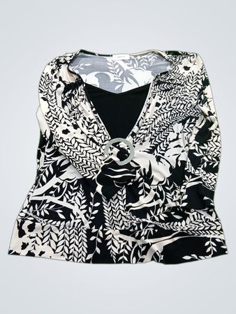 Laura Women's Black and White Floral Print Top