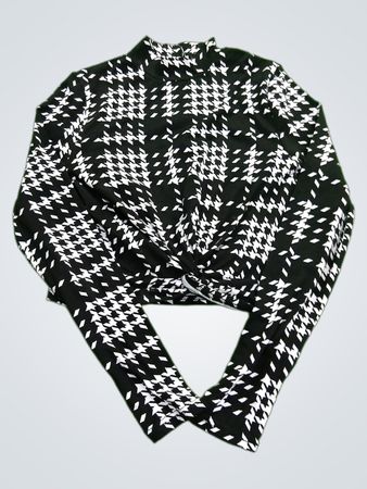 JOME & JOY Black and White Houndstooth Twist Front Mock Neck Long Sleeve Crop Top