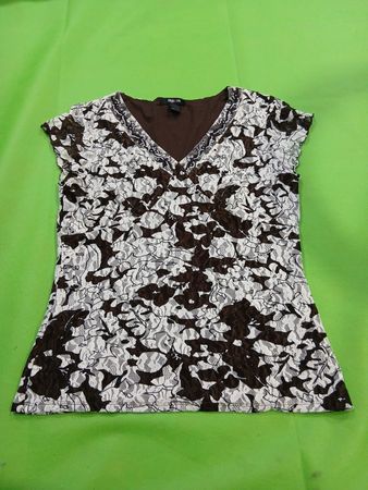 Style & Co. Women's Brown & White Floral Lace V-Neck Short Sleeve Top