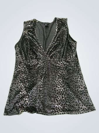 Forever 21 Women's Black Snake Print Sleeveless V-Neck Top