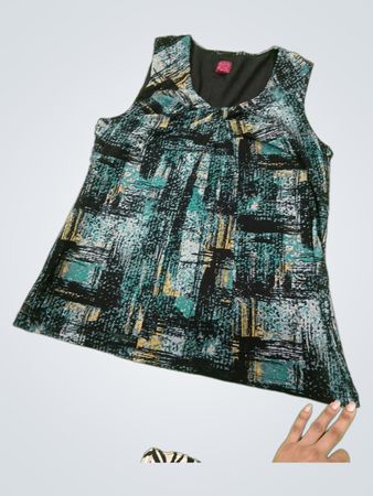 212 COLLECTION Sleeveless Abstract Print Top