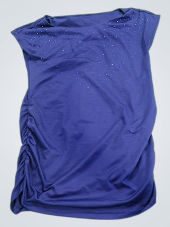 T-shirt bleu en dentelle de thym avec strass