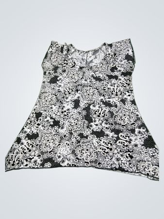 Black and white patterned dress
