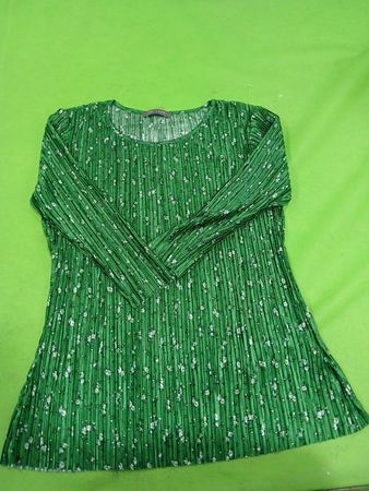 Suzy Shier Green Floral Print Pleated Long-Sleeve Top