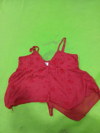 No Boundaries Rote Blumenmuster Spaghettiträgershirt