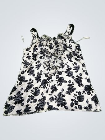 White House Black Market Blumensilk-Cami-Top