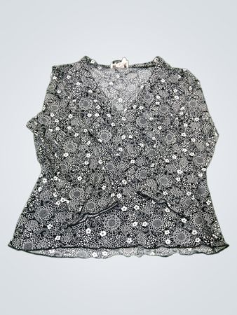 New York City Design Co. Blouse à imprimé floral noir et blanc