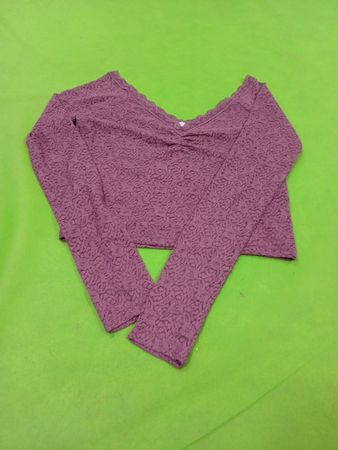 No Boundaries Womens Lace Trim Cropped Top