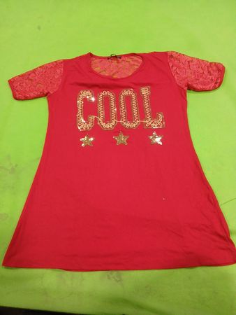 Robe T-shirt en sequins et dentelle "COOL" Marguerite Rouge