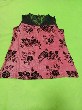 Champagne! Raw by Le G
uru S/P Pink Floral Lace Top