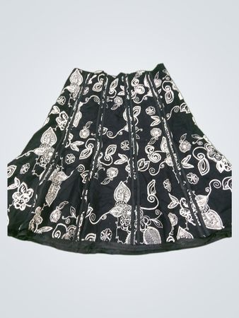 RENUAR schwarzer Midirock mit floralem Muster