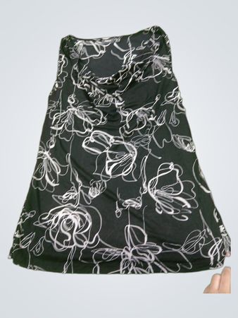 MGEX Ärmelloses Top mit schwarzem Blumenprint