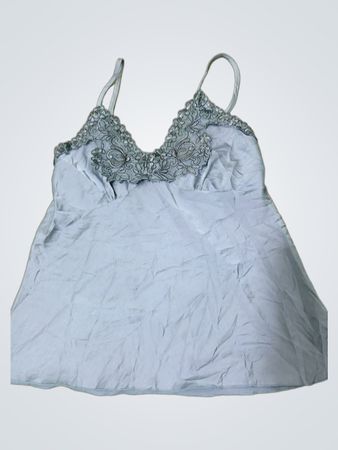 Blaue Camisole mit Spitzenbesatz