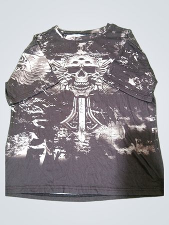 T-Shirt mit Totenkopf- und Flügelgrafik