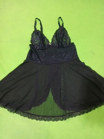 Schwarze Spitzen-Babydoll