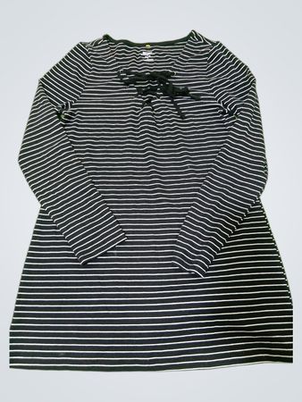 Old Navy gestreiftes Langarmkleid