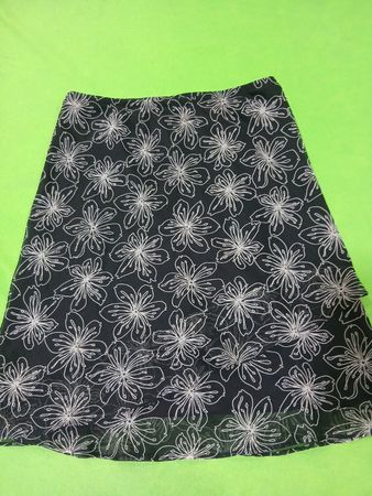 R&K Originals Rock mit schwarzem Blumenmuster