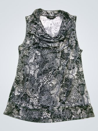 Alfani Petite Schwarz-Weiß gemustertes ärmelloses Top