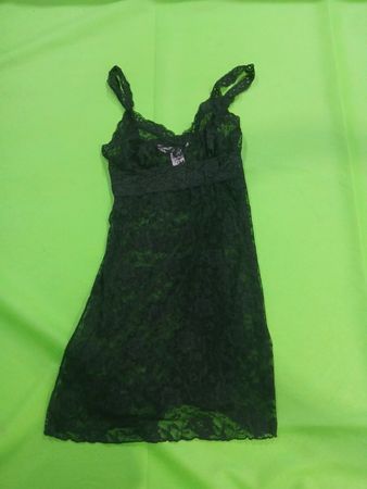 La Vie en Rose Schwarzes Spitzen-Babydoll-Kleid