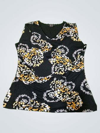 Style & Co schwarzes ärmelloses Oberteil mit V-Ausschnitt und Blumenmuster