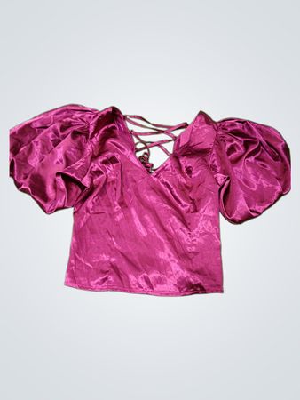 Milk & Honey Purple Puff-Ärmel Spitzen-Top mit Schnürung