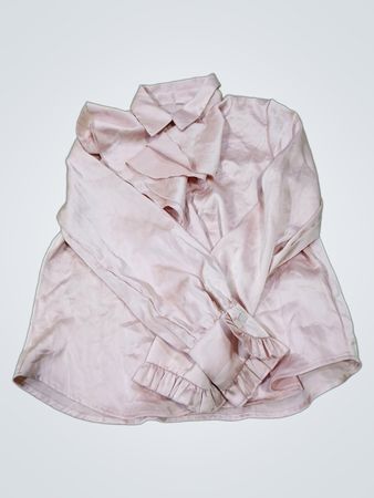 Rosa Bluse mit Rüschenärmeln