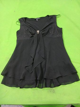 R&M Richards Schwarzes mit Verzierungen geschichtetes Kleid