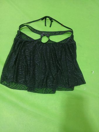 Schwarzes Spitzen-Halter-Top