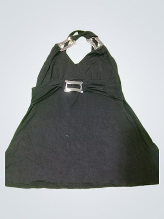 Schwarzes Neckholder-Top mit Schnallendetail