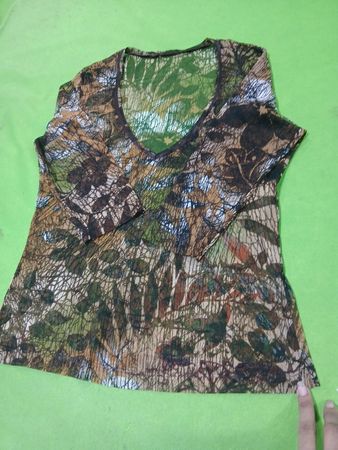 Sheer V-Ausschnitt Langarmtop mit Blattmuster