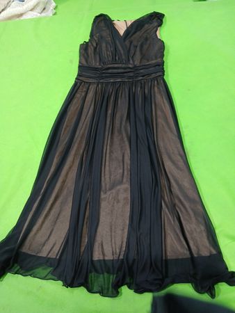 Garnet Hill Damen Schwarzes Kleid mit transparentem Überwurf