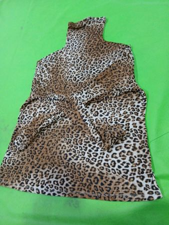 Rollkragenoberteil mit Leopardenmuster