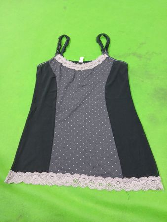 Schwarzes Babydoll mit Spitzenbesatz