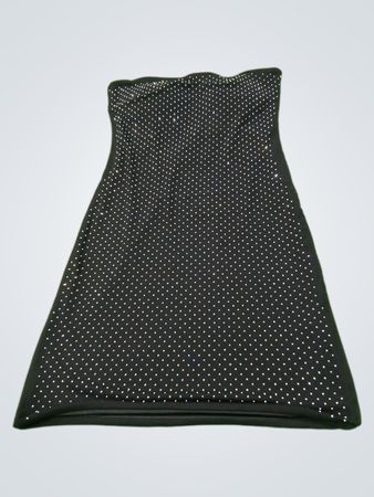 Schwarzes trägerloses Kleid mit Strasssteinen