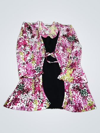 christopher & banks Damenkleid mit Blumenmuster und Faltenrock mit Cardigan