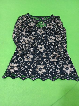 NO BOUNDARIES Black Lace Top