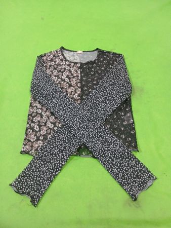Transparente Bluse mit Blumenmuster