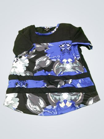 MAISON COUPE Damen Tunika-Oberteil mit schwarzem und blauem Blumenmuster