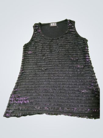 N.W.D NEW WOMAN DESIGN schwarze ärmellose Rüschenoberteil