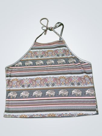 Kurz geschnittenes Neckholder-Top mit Elefanten- und Paisley-Muster