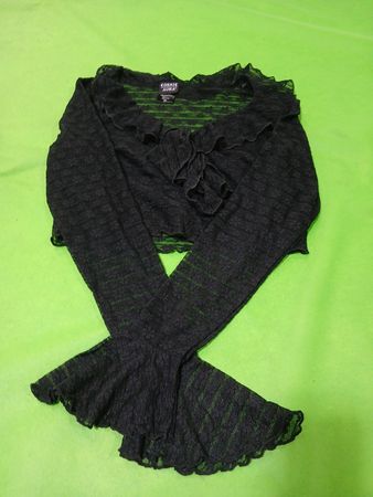 Cosmic Aura Schwarze Spitzen-Bell-Ärmel Kurzstrickjacke