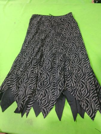 Schwarz-brauner Animal-Print-Rock mit spitz zulaufendem Saum